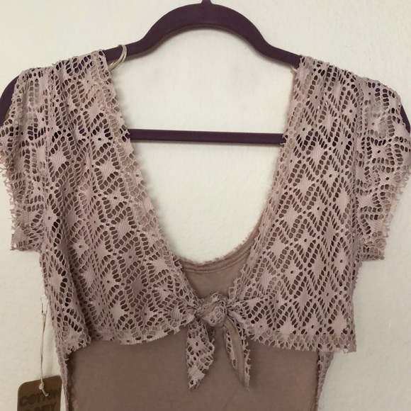 Lace romper - Picture 5 of 7